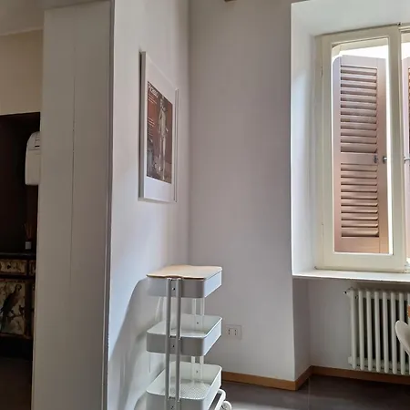 Interno 7 Steccata *